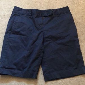Vineyard Vines golf shorts